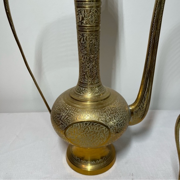 Etched BRASS tea pots. Vintage. LARGE IS 17”. Gorgeous! Set of three. See pics! - Picture 8 of 11